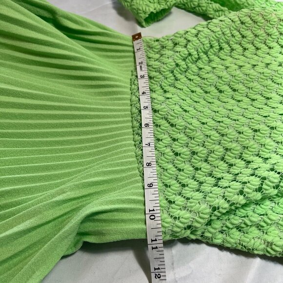 60s 70s Vintage Green Lace Bodice Dress with Permanent Pleated Skirt Belted XS - Picture 13 of 13